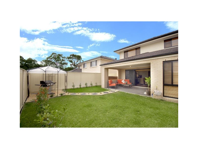 100 Ridgetop Drive, Glenmore Park NSW 2745