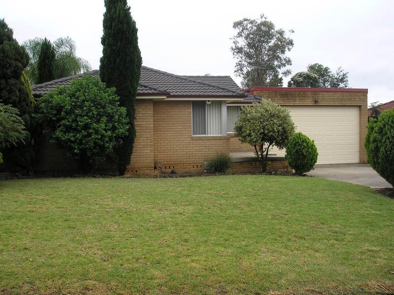 12 Lockyer Avenue, Werrington County NSW 2747