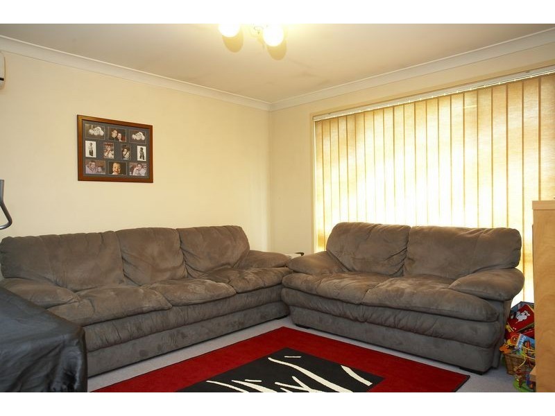 12 Lehmann Avenue, Glenmore Park NSW 2745