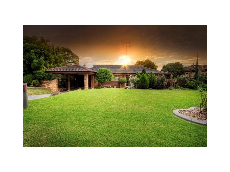 15 Racecourse Road, South Penrith NSW 2750