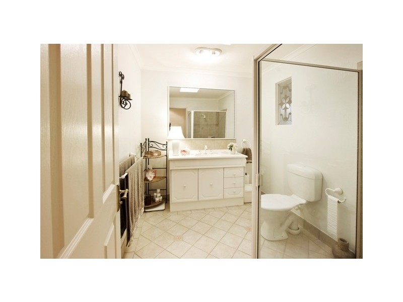 15 Racecourse Road, South Penrith NSW 2750