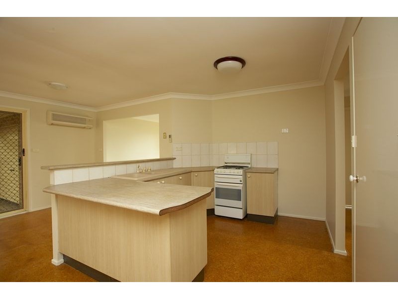 6 Spinosa Place, Glenmore Park NSW 2745