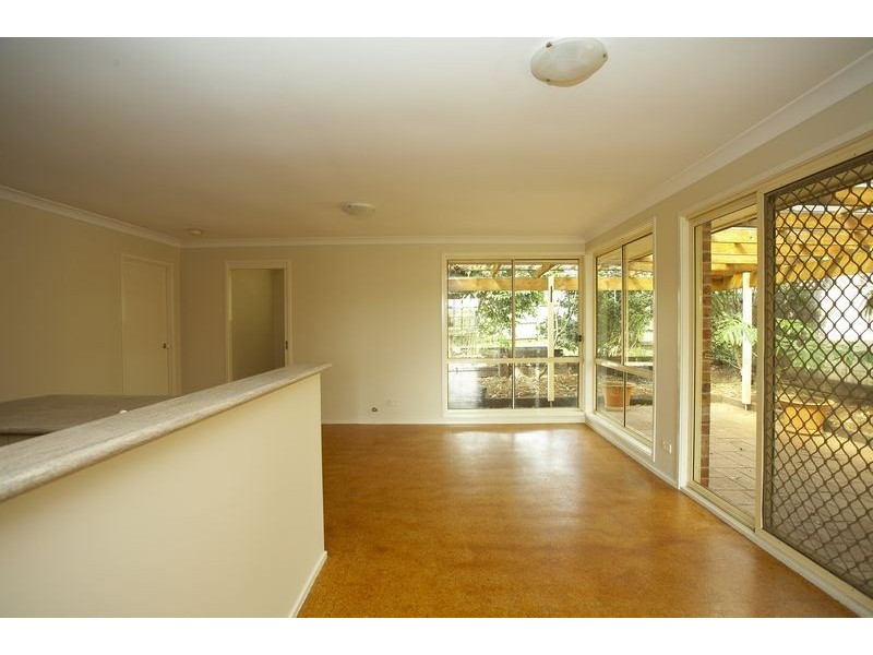6 Spinosa Place, Glenmore Park NSW 2745