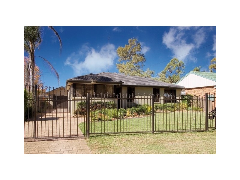 36 Racecourse Road, South Penrith NSW 2750