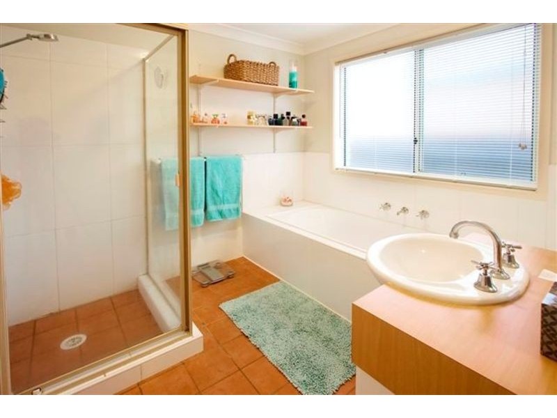 17 Gleneagles Way, Glenmore Park NSW 2745