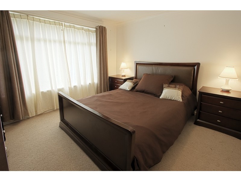 4 Deeside Close, South Penrith NSW 2750