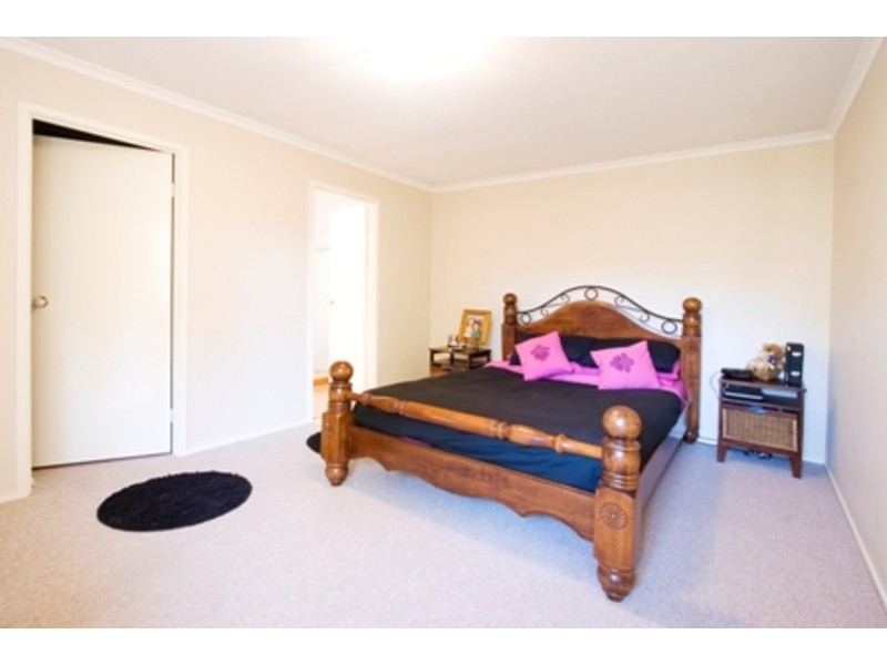 7 The Lakes Drive, Glenmore Park NSW 2745