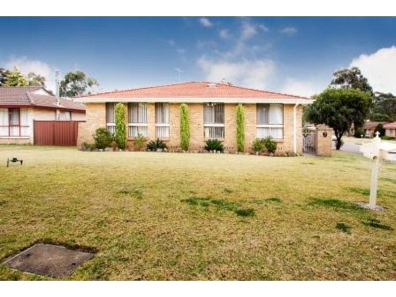 7 Singleton Avenue, Werrington County NSW 2747