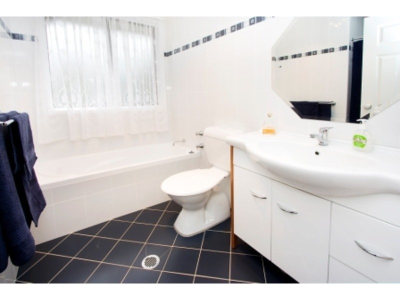 7 Singleton Avenue, Werrington County NSW 2747