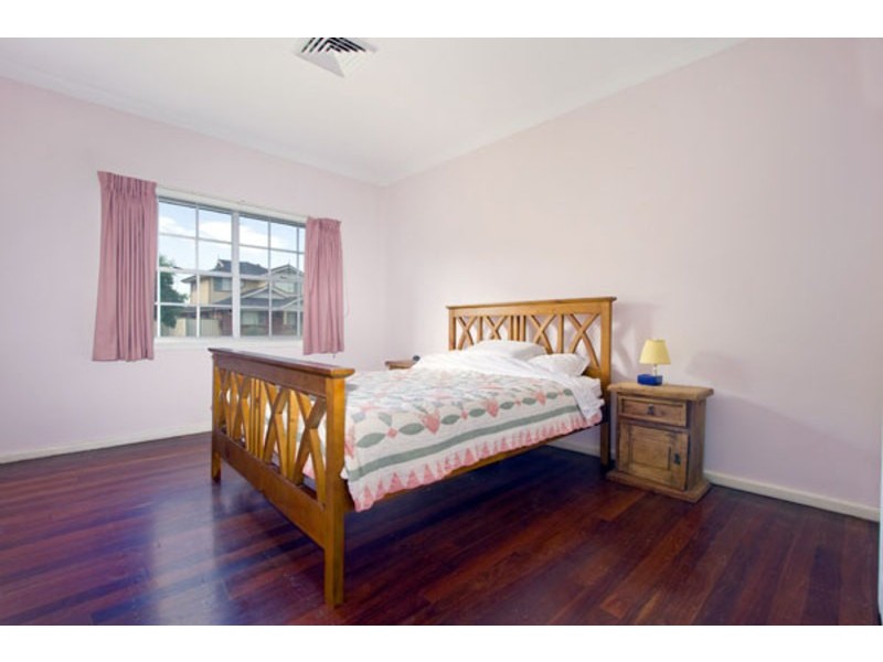 9 Hillcrest Avenue, Penrith NSW 2750