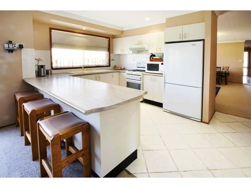 5 Magpie Place, Glenmore Park NSW 2745