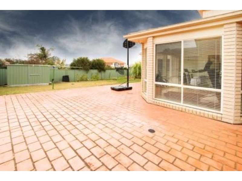 12 Brigadoon Road, Glenmore Park NSW 2745