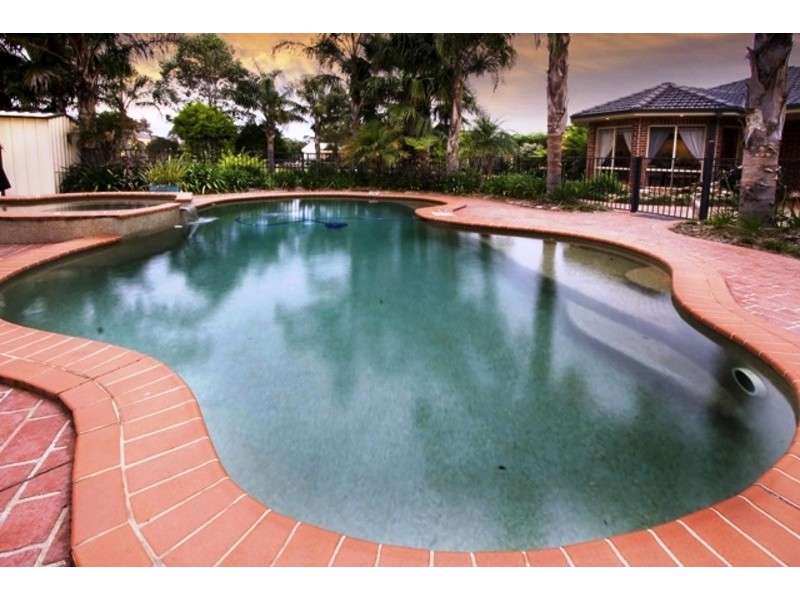 8 Cabernet Circuit, Orchard Hills NSW 2748