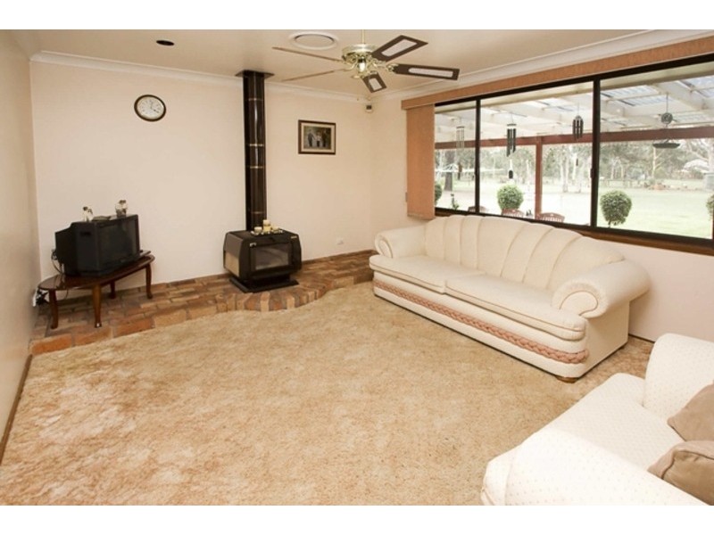 63 Sheredan Road, Castlereagh NSW 2749