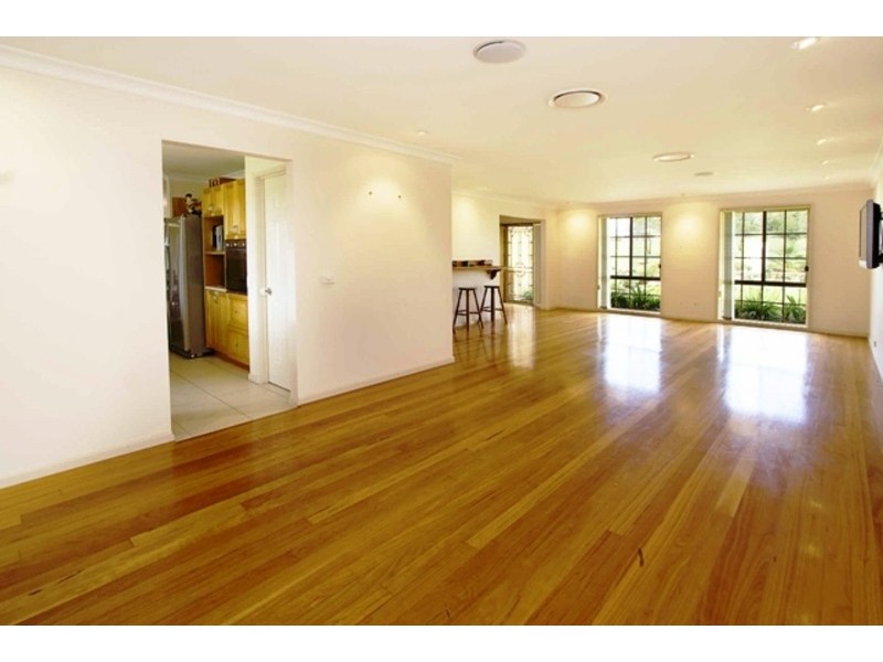 5 Cedarwood Place, Cranebrook NSW 2749