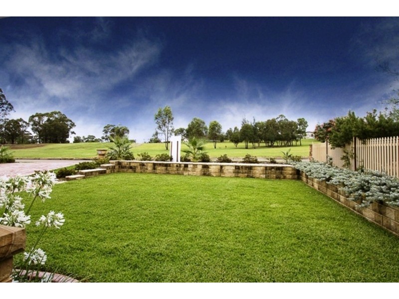 5 Cedarwood Place, Cranebrook NSW 2749