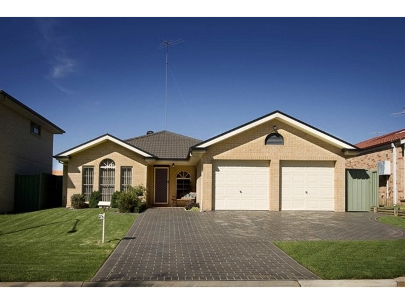 23 Wallan Avenue, Glenmore Park NSW 2745