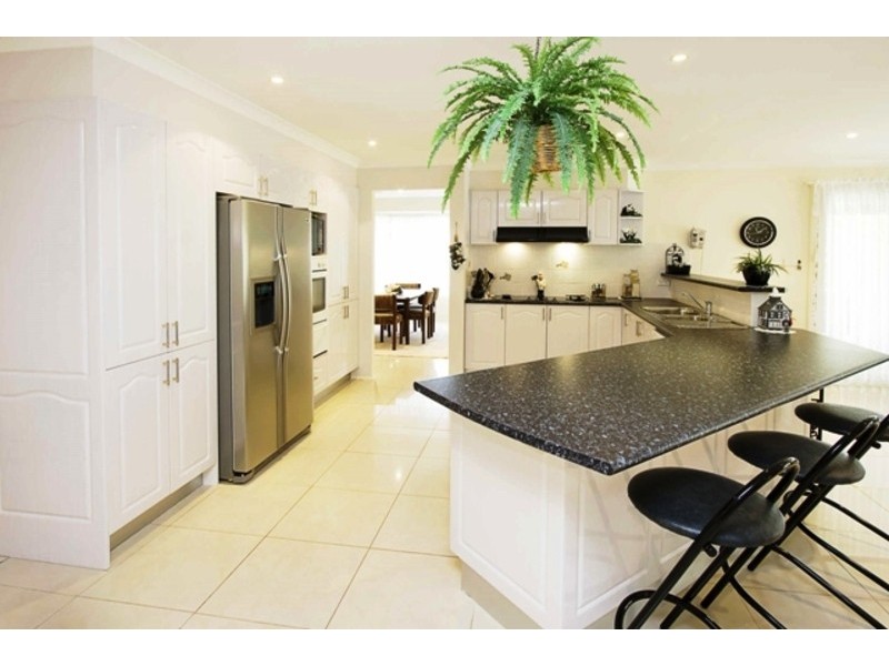 10 Torquay Terrace, Glenmore Park NSW 2745