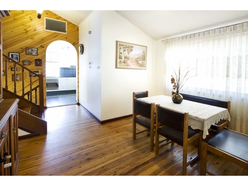 37 Gandell Crescent, South Penrith NSW 2750