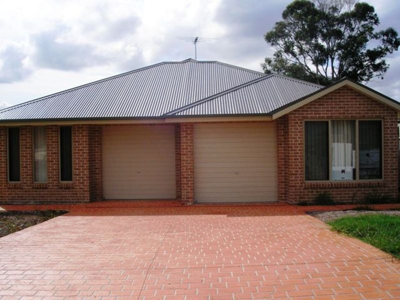 2/26 Parkin Street, Colyton NSW 2760