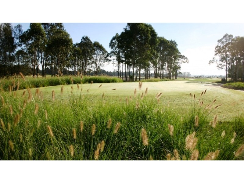 - Twin Creeks Drive, Luddenham NSW 2745