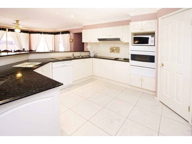 115 Kestrel Way, Yarramundi NSW 2753