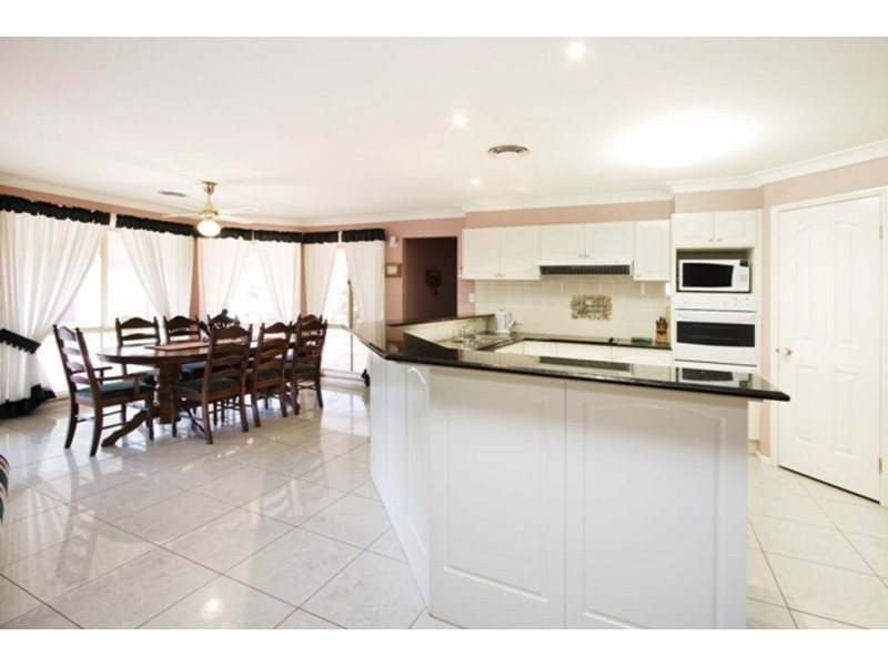 115 Kestrel Way, Yarramundi NSW 2753