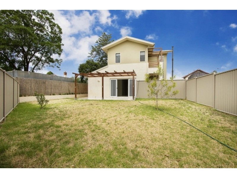 2/52 George Street, Windsor NSW 2756