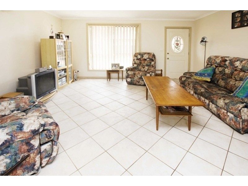 27 Glencoe Avenue, Werrington County NSW 2747