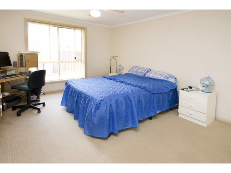 27 Glencoe Avenue, Werrington County NSW 2747