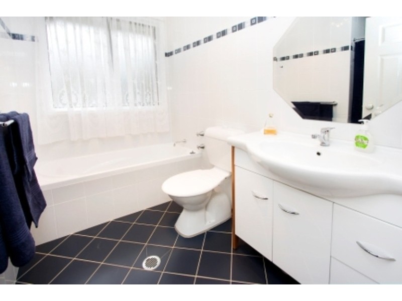 7 Singleton Avenue, Werrington County NSW 2747