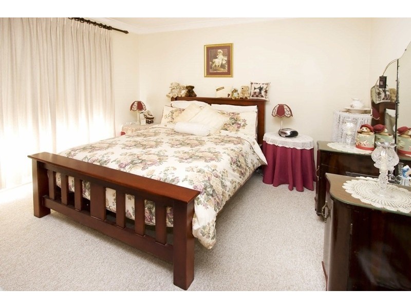 10 Joanna Street, South Penrith NSW 2750