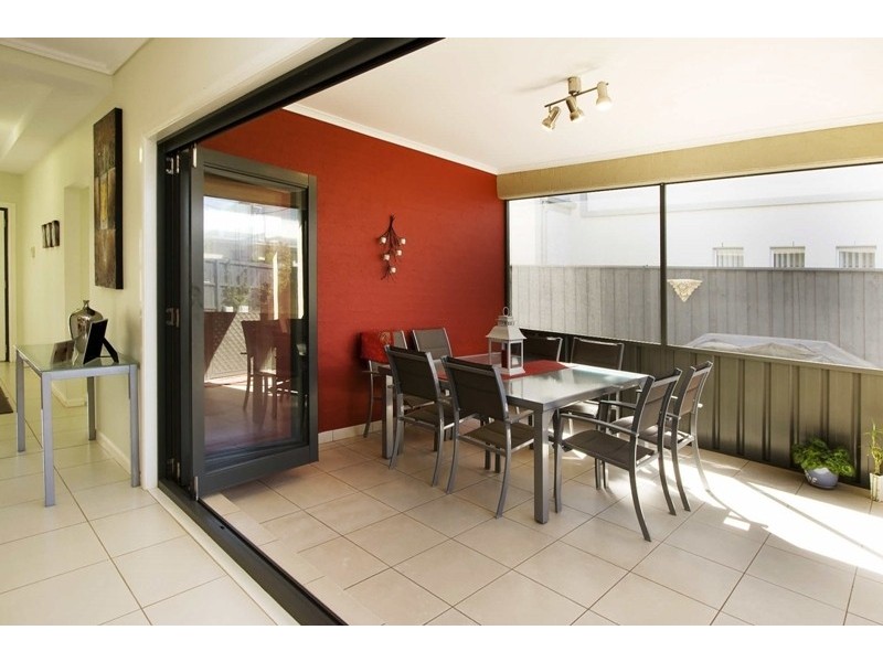 3 Waterside Boulevard, Cranebrook NSW 2749