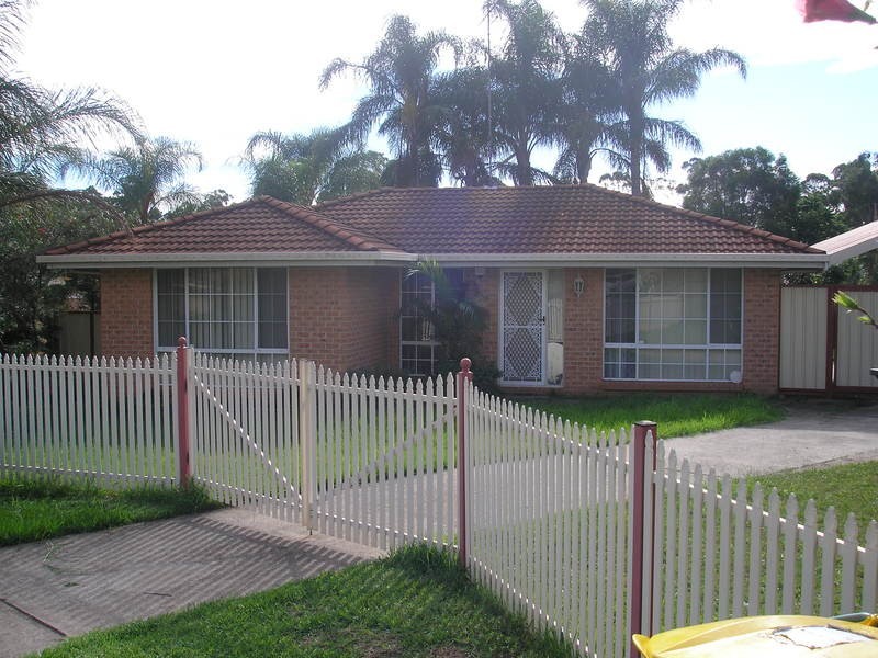 4 Ozark Place, Cranebrook NSW 2749