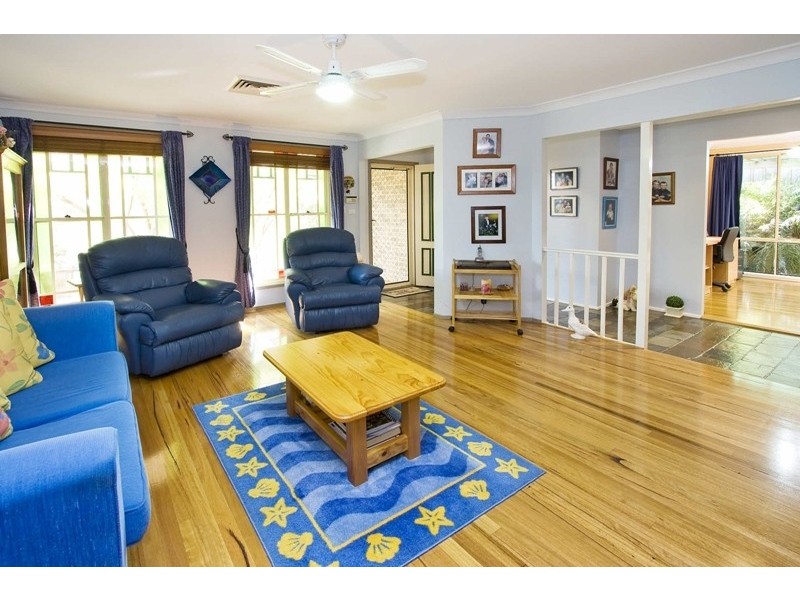 5 Summit Glen, Cranebrook NSW 2749