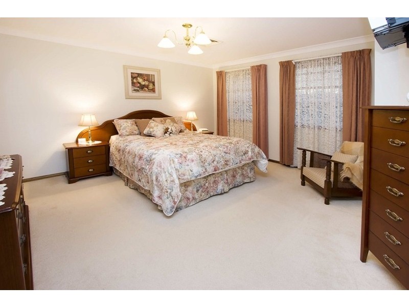 2 Eliza Place, Glenmore Park NSW 2745