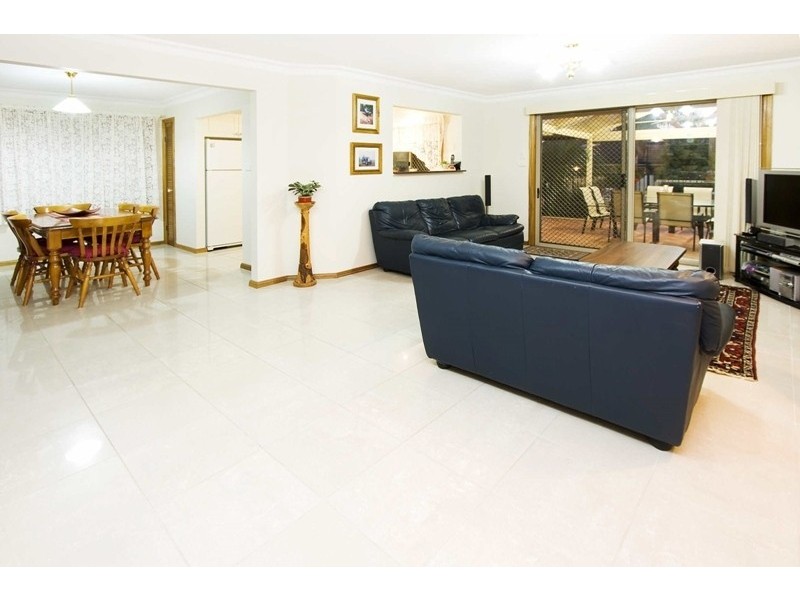 2 Eliza Place, Glenmore Park NSW 2745