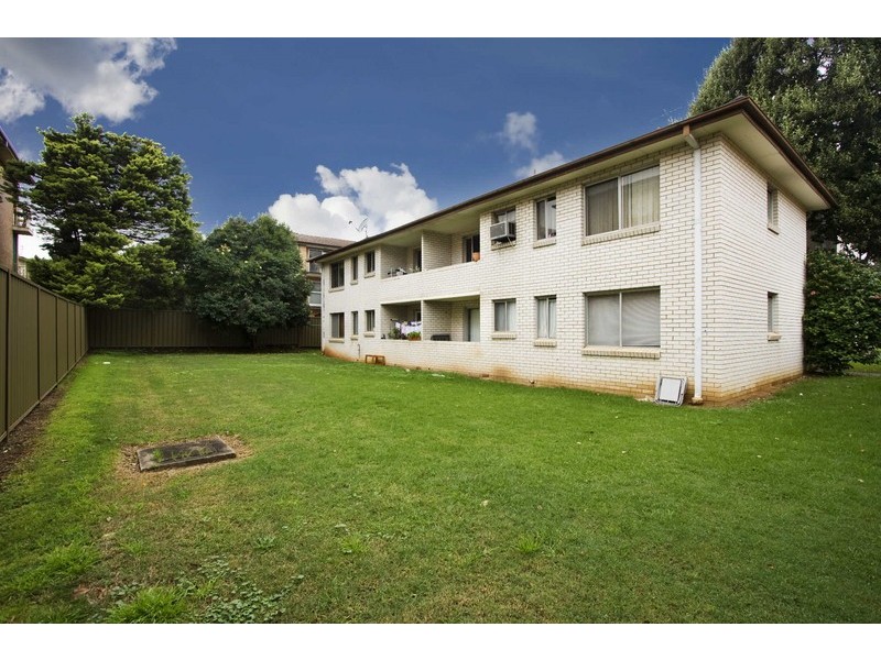 9/4 The Crescent, Penrith NSW 2750