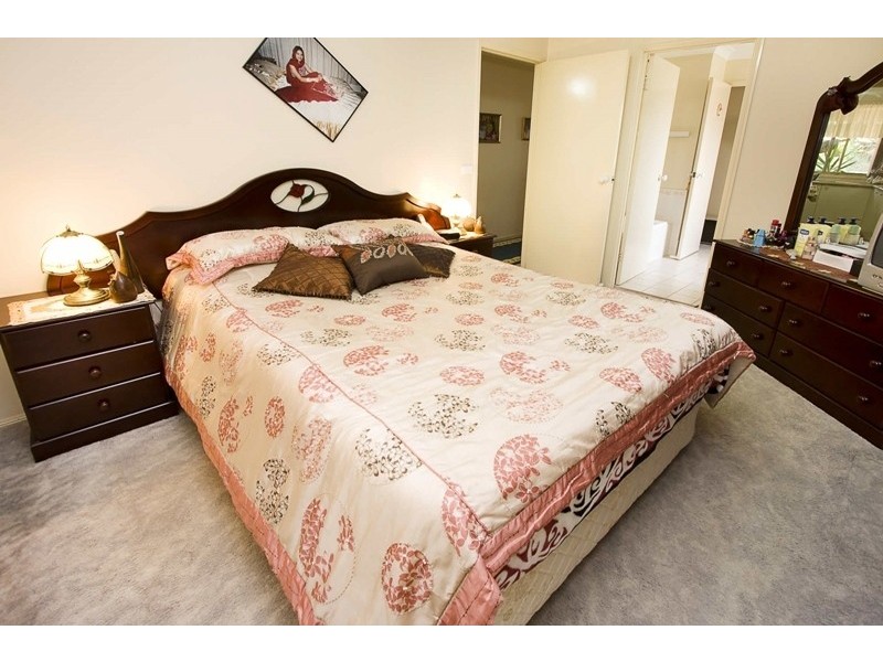 6 Bluewren Close, Glenmore Park NSW 2745