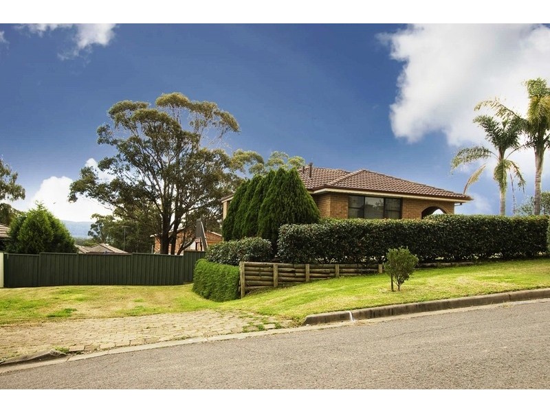 7 Bach Close, Cranebrook NSW 2749