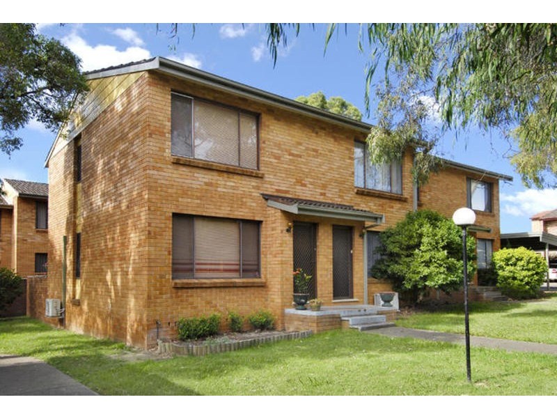 21/2 Kazanis Court, Werrington NSW 2747