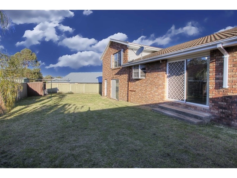 2 Terrace Drive, Cranebrook NSW 2749