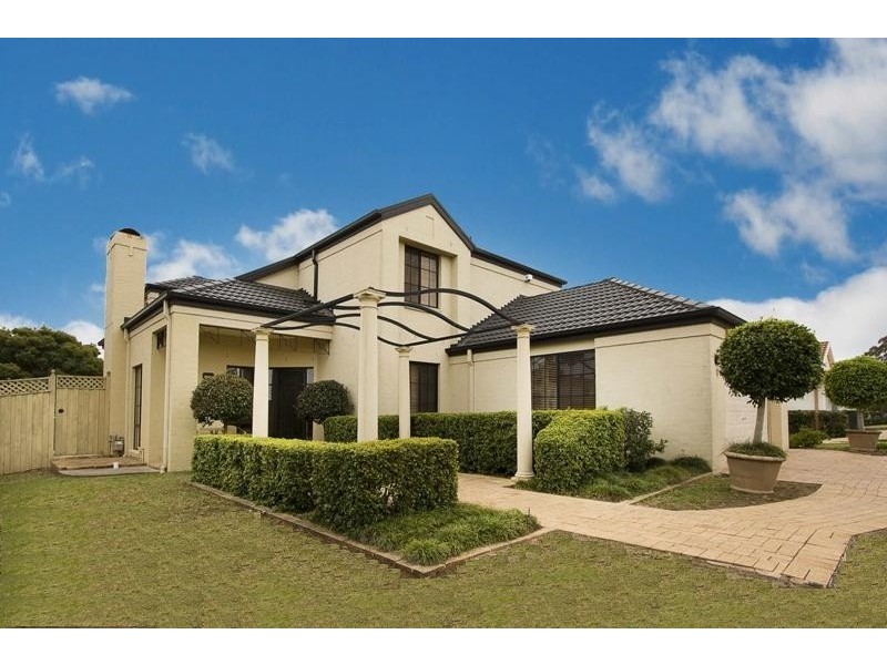 9 Bronte Way, Glenmore Park NSW 2745