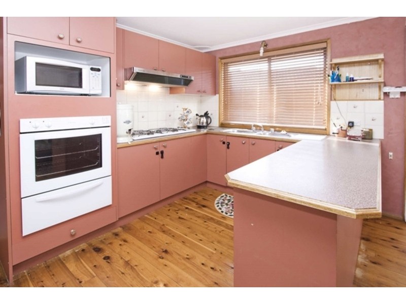 8 Scenic Circuit, Cranebrook NSW 2749