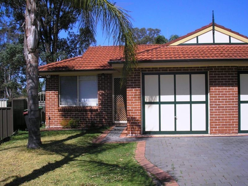 1/13A Wren Place, Claremont Meadows NSW 2747