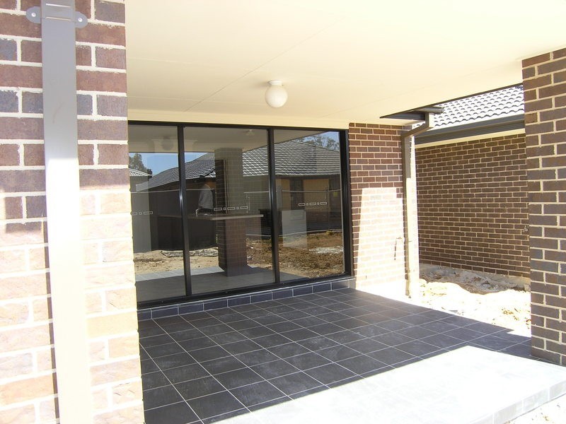 20 Jenkin Street, Ropes Crossing NSW 2760