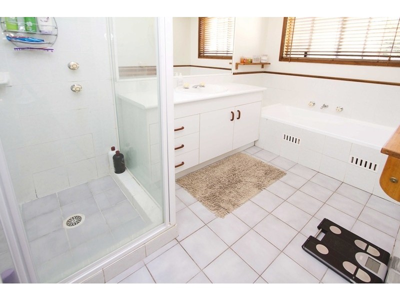 17 Yellowgum Close, Glenmore Park NSW 2745