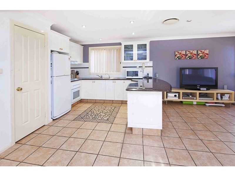 24 Dungara Crescent, Glenmore Park NSW 2745