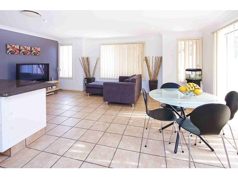 24 Dungara Crescent, Glenmore Park NSW 2745