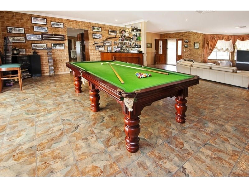 240 Luddenham Road, Orchard Hills NSW 2748